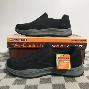 Skechers Relaxed Fit Extra Wide Slip On Memory Foam Mens 11.5 Knit Walking Shoe